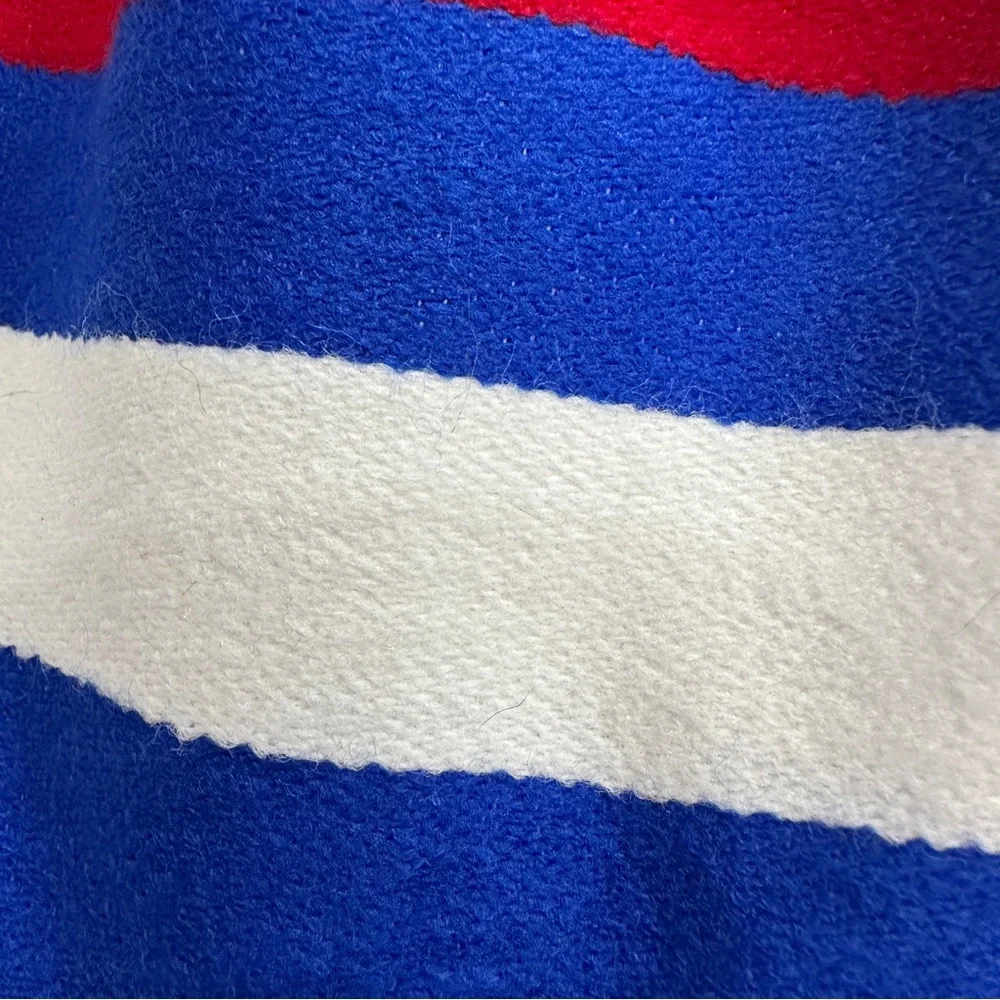 USA Stripe NHL Center Ice Knit Scarf The Game Lives Where You Do